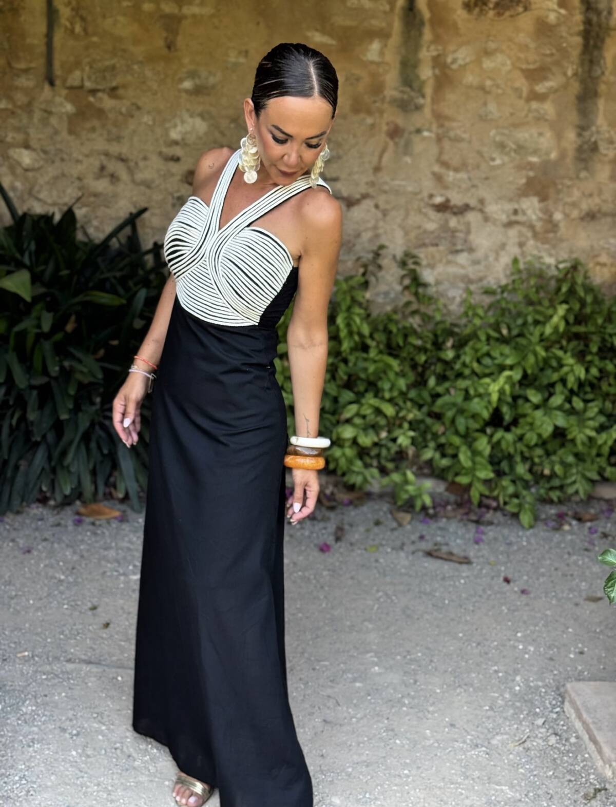 Vestido Cuerdas Halter Negro - Imagen 5