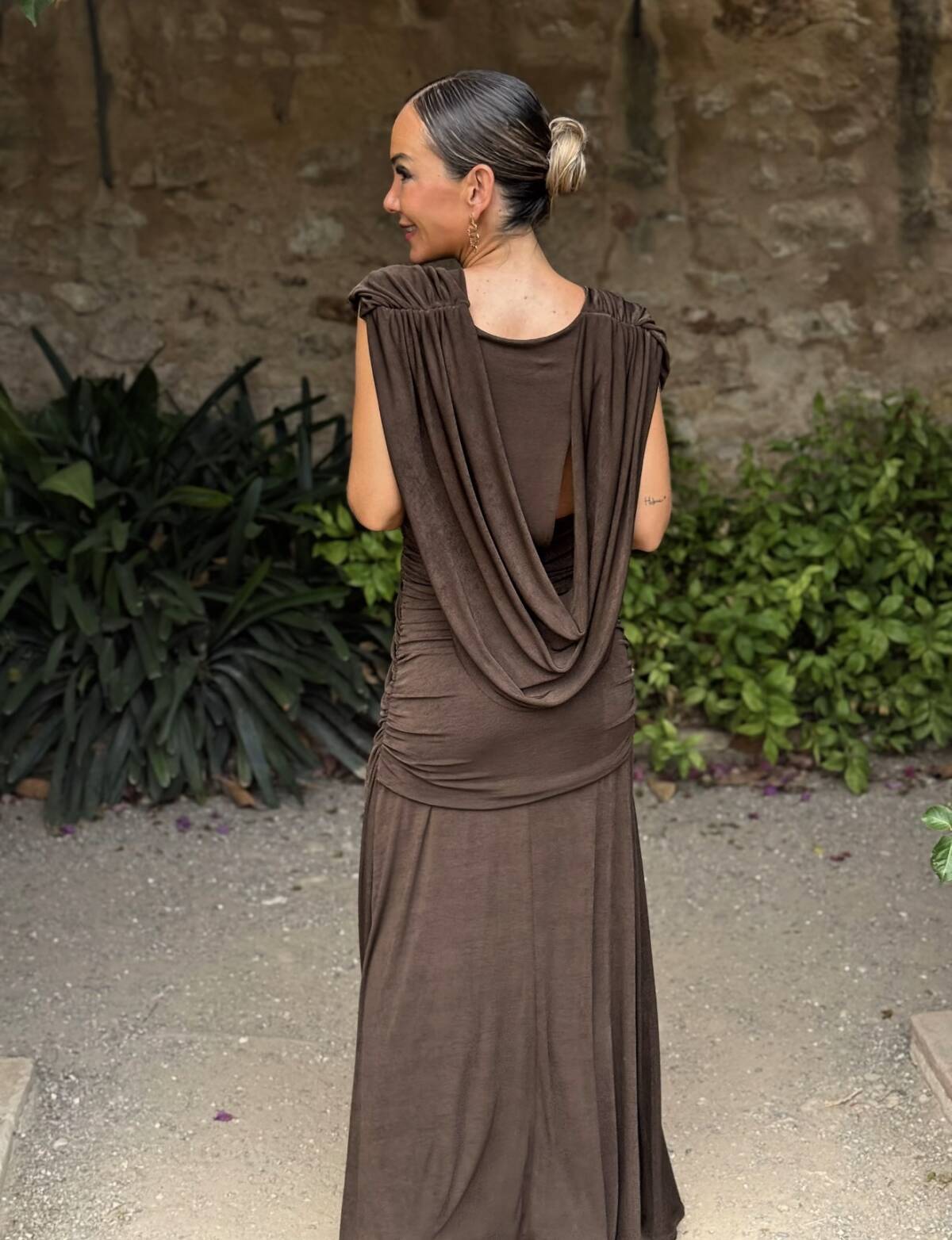 Vestido Fiona Crep Marrón - Imagen 2