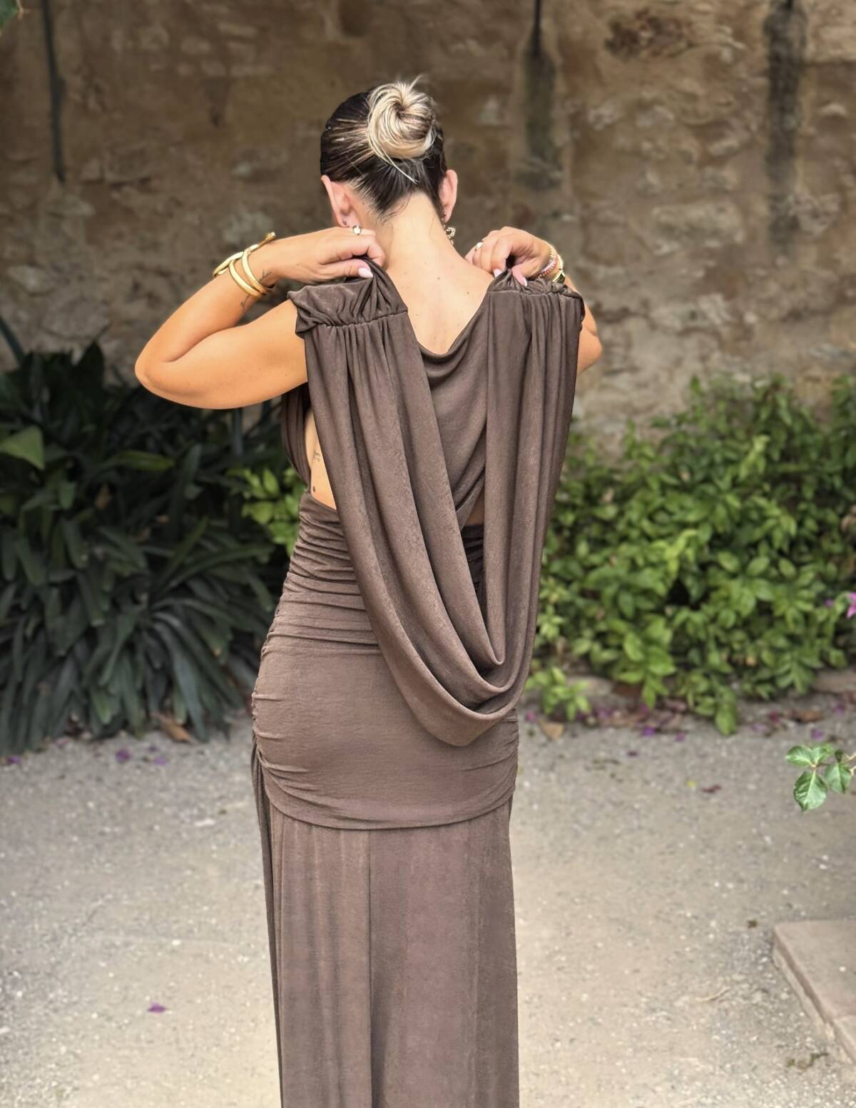 Vestido Fiona Crep Marrón - Imagen 11