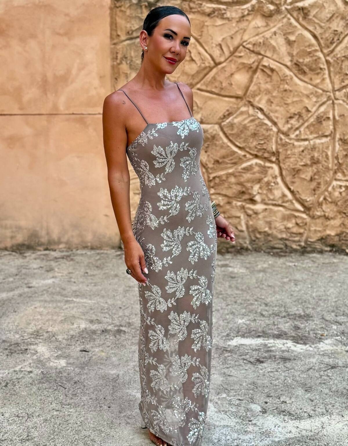 Vestido Flor Lentejuela Taupe - Imagen 6