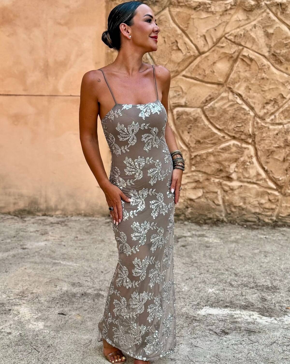 Vestido Flor Lentejuela Taupe - Imagen 4