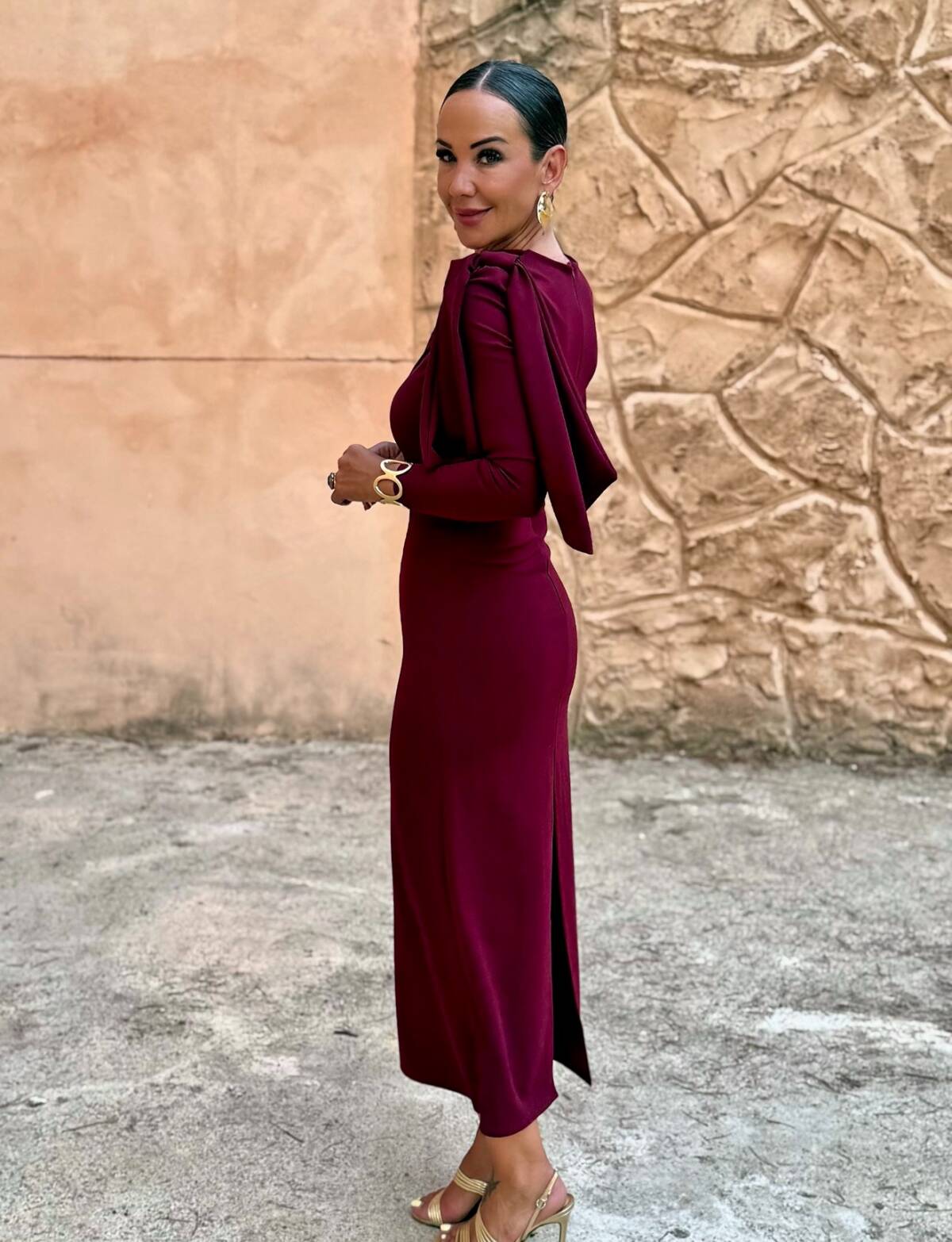 Vestido Lazada Hombro Vino - Imagen 4