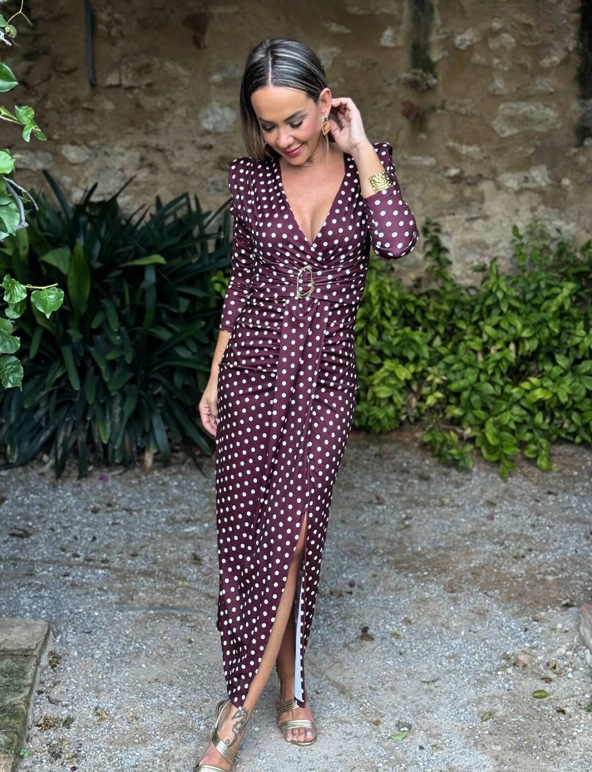 Vestido Lunares Aplique Dorado Vino - Imagen 5