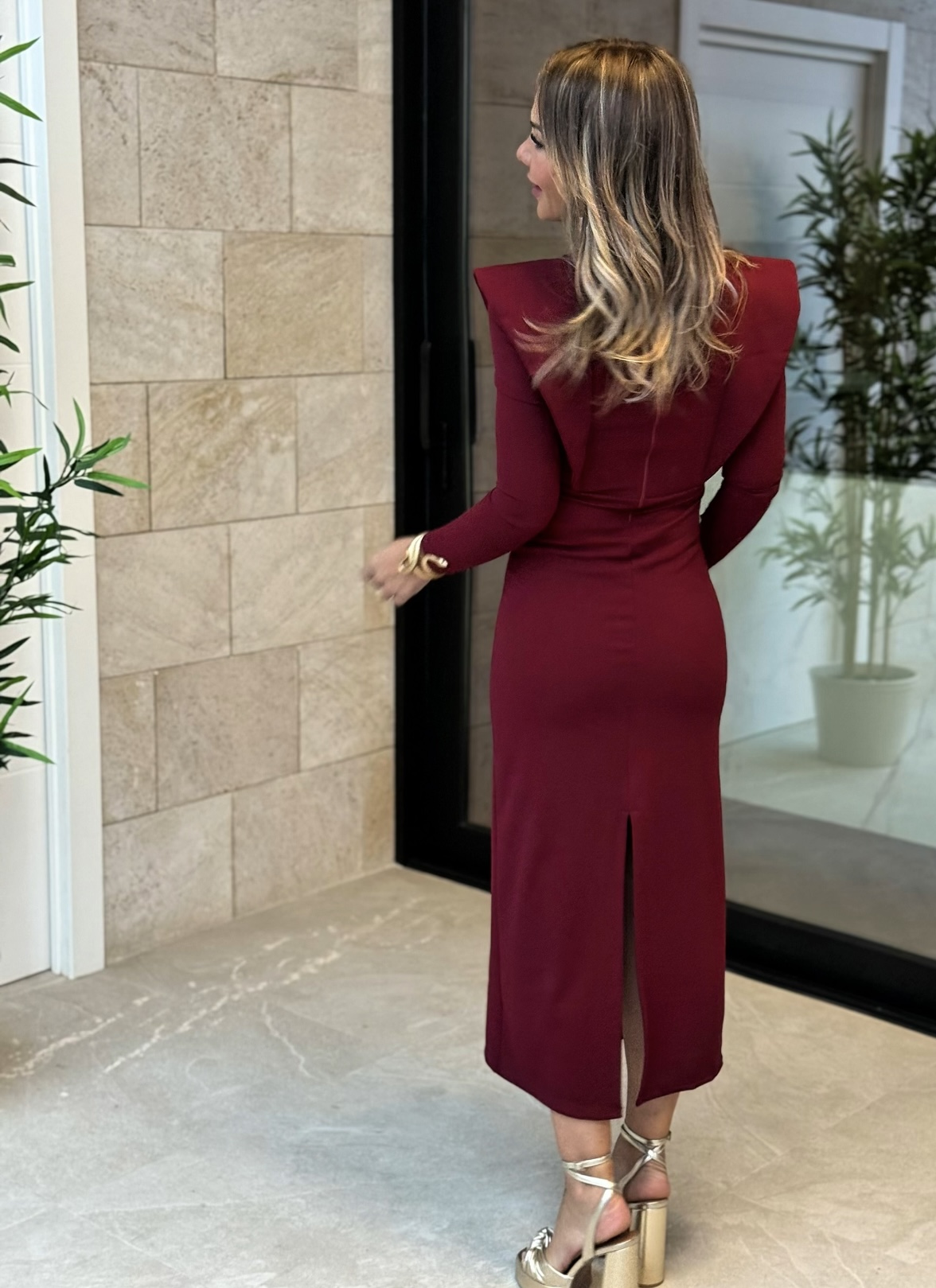 Screenshot Vestido Solapas Vino - Imagen 6