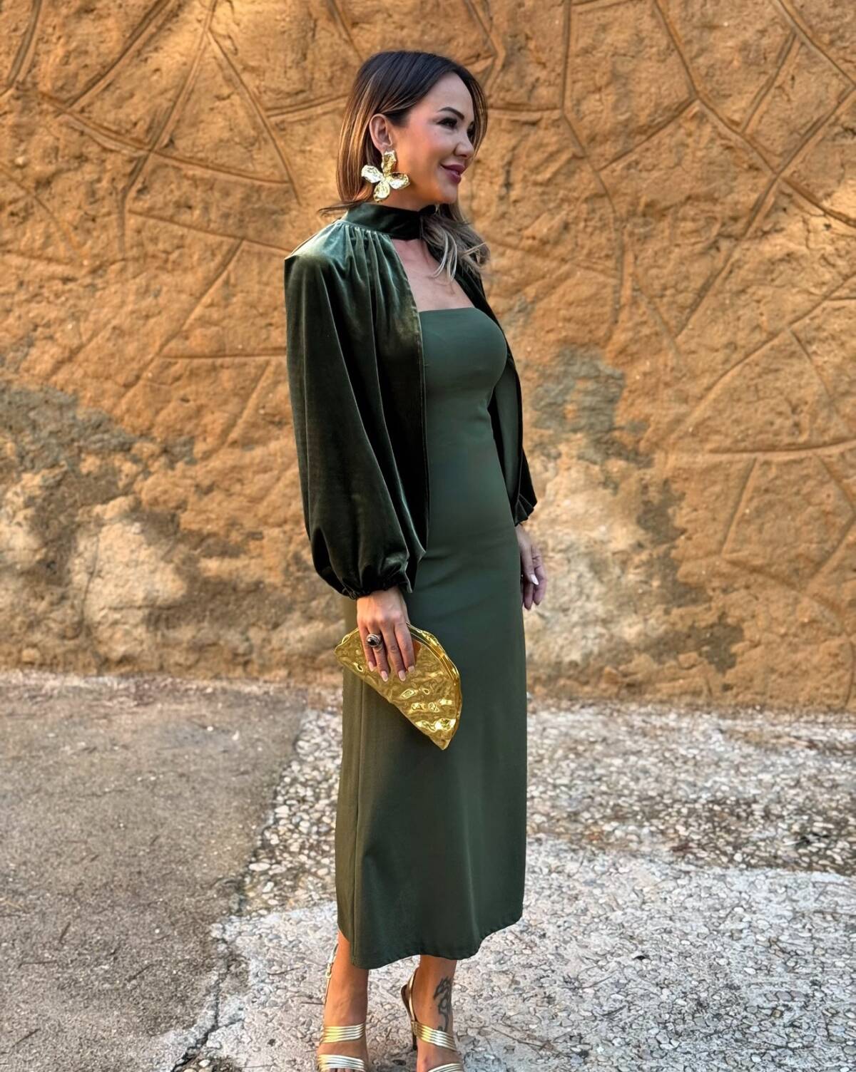 Vestido Palabra de Honor Capa Terciopelo Verde - Imagen 3