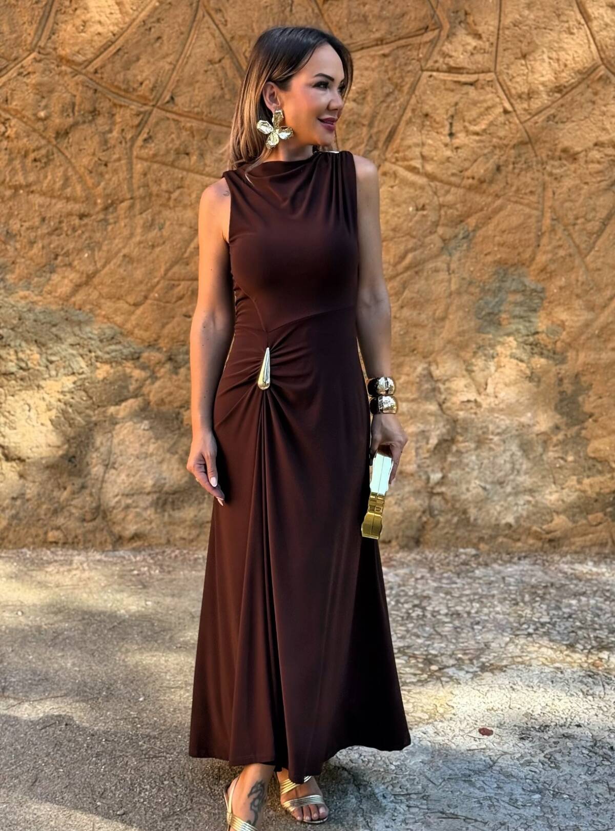 Vestido Gotas Doradas Marrón - Imagen 4