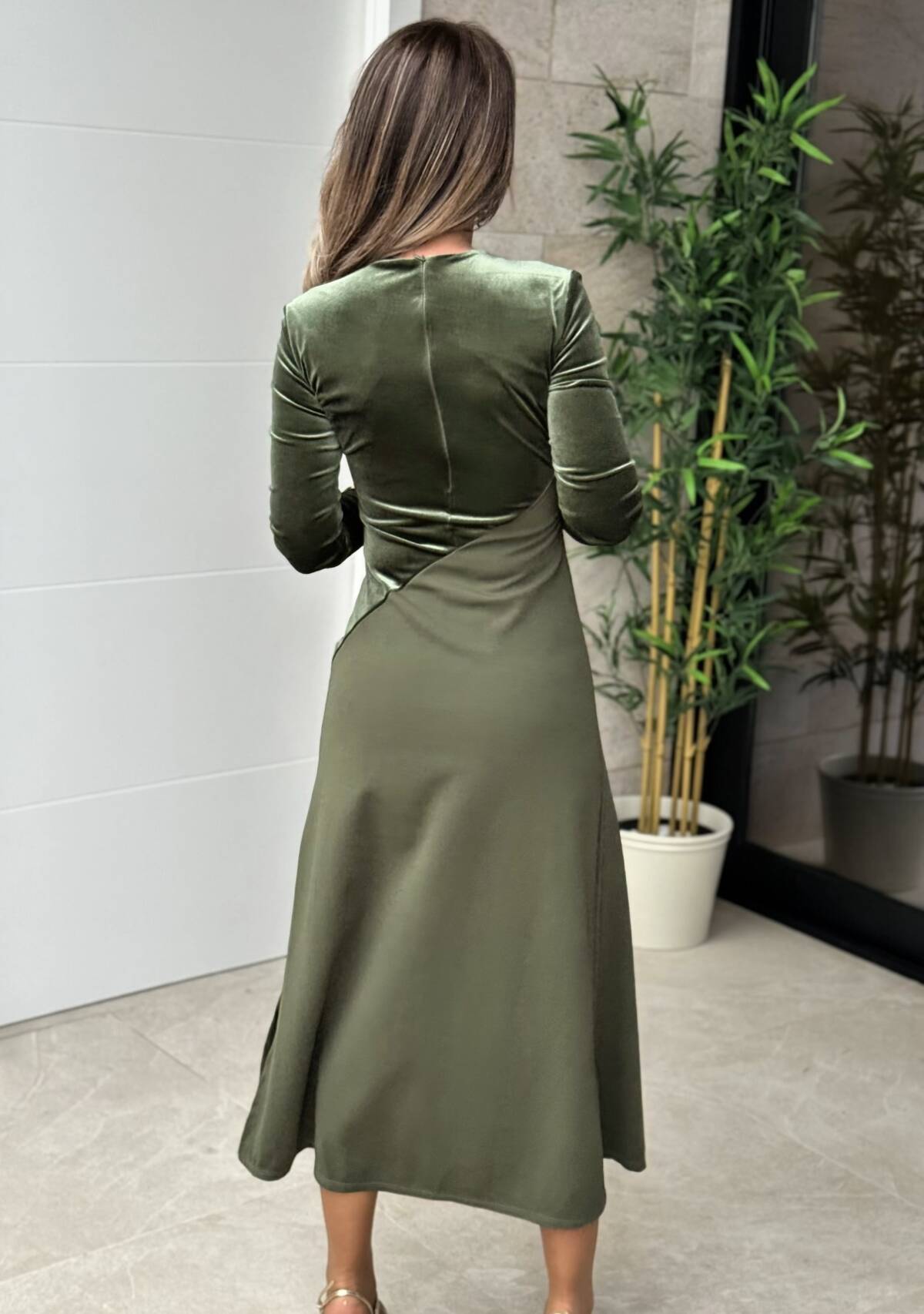 Vestido Bicolor Terciopelo Verde - Imagen 2