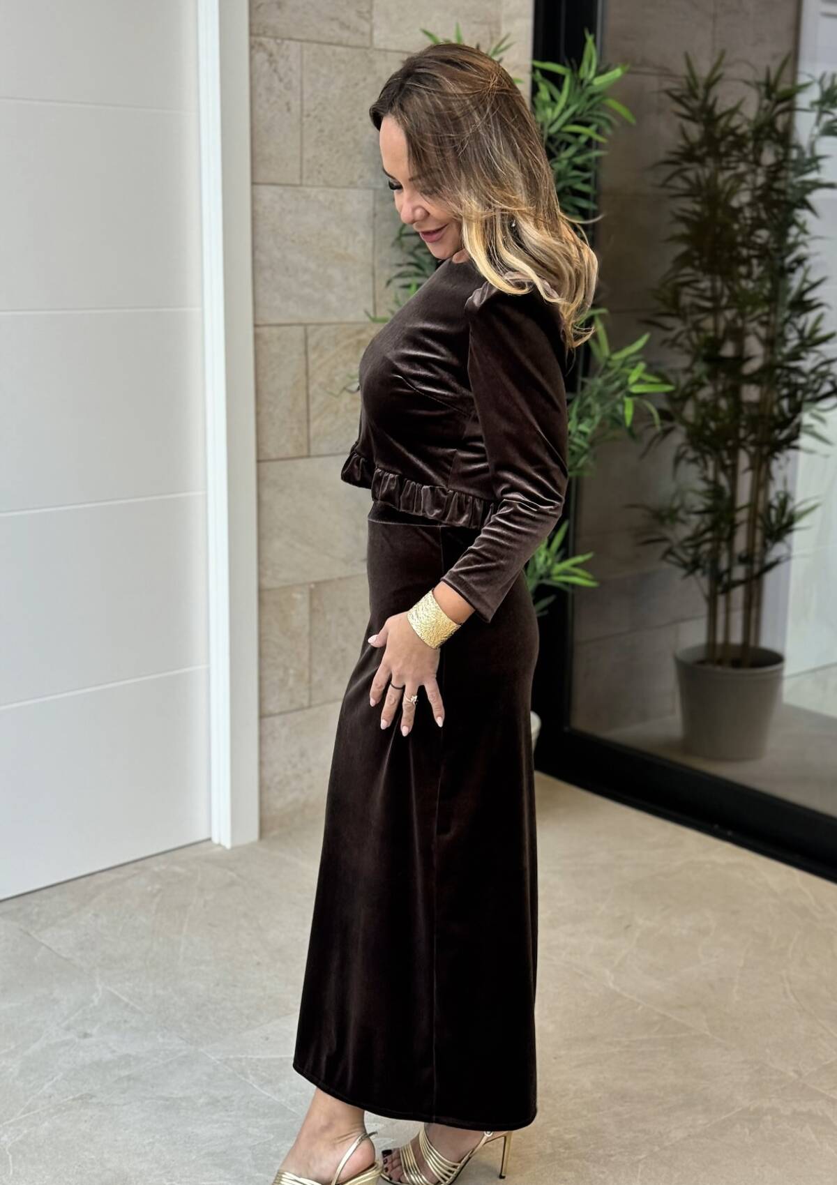 Conjunto Marian Terciopelo Marrón - Imagen 4