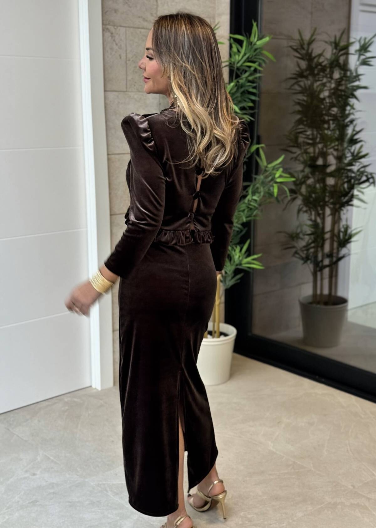 Conjunto Marian Terciopelo Marrón - Imagen 5