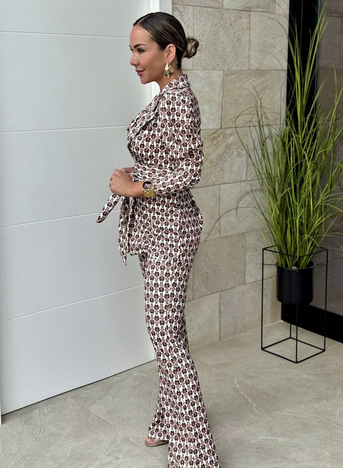 Conjunto Fajín Estampado Marrón - Imagen 6