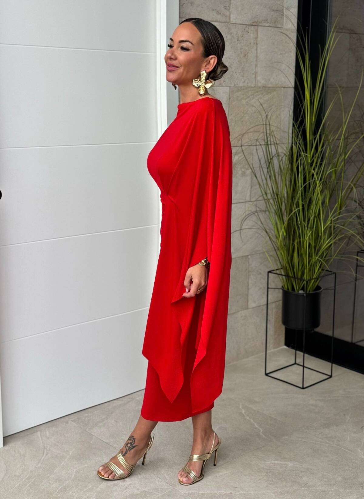 Vestido Manga Capa Rojo - Imagen 5