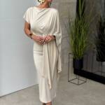 Vestido Manga Capa Beige