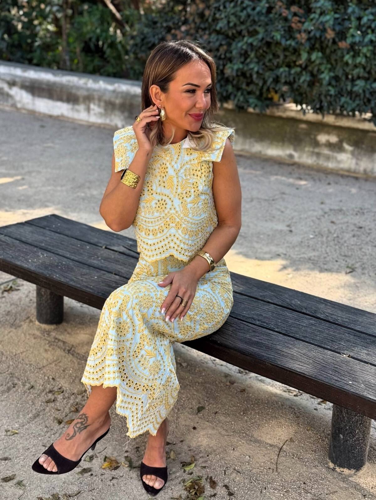 Conjunto Solapas Calado Amarillo - Imagen 6