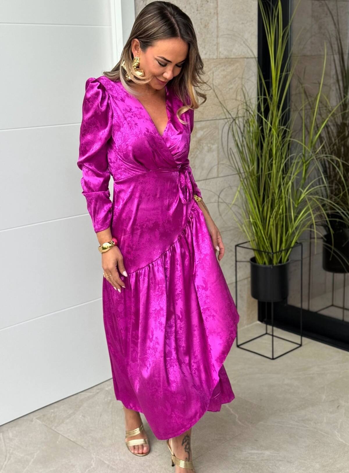 Vestido Cruzado Satinado Buganvilla - Imagen 4