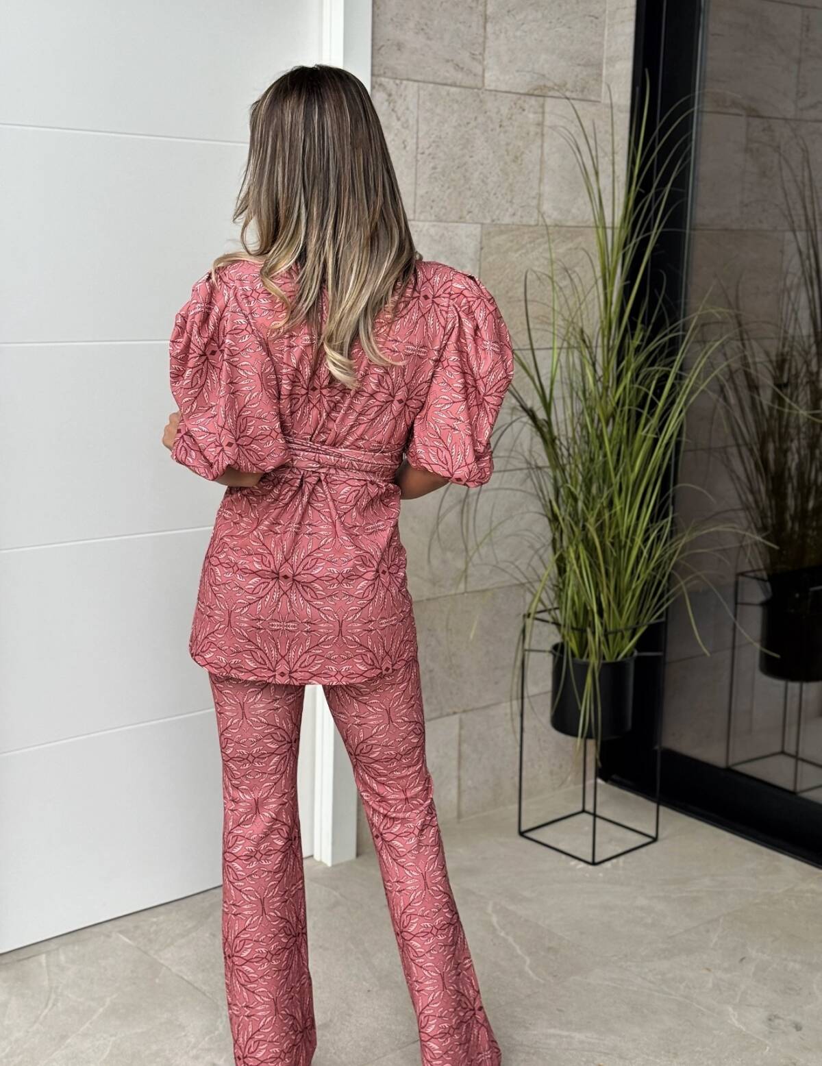 Conjunto Fajín Estampado Manga Corta Coral - Imagen 4