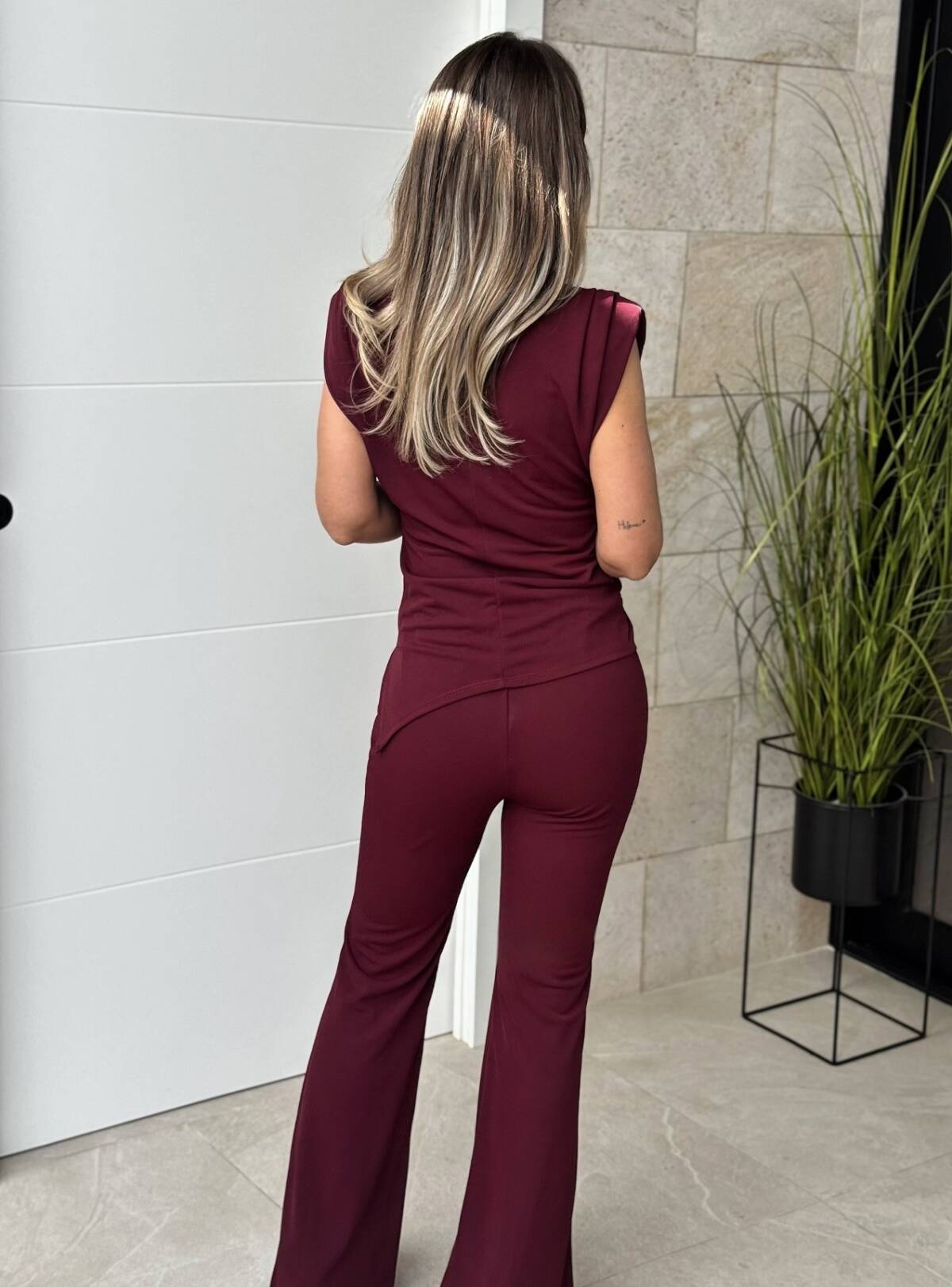 Conjunto Gota Dorada Vino - Imagen 3