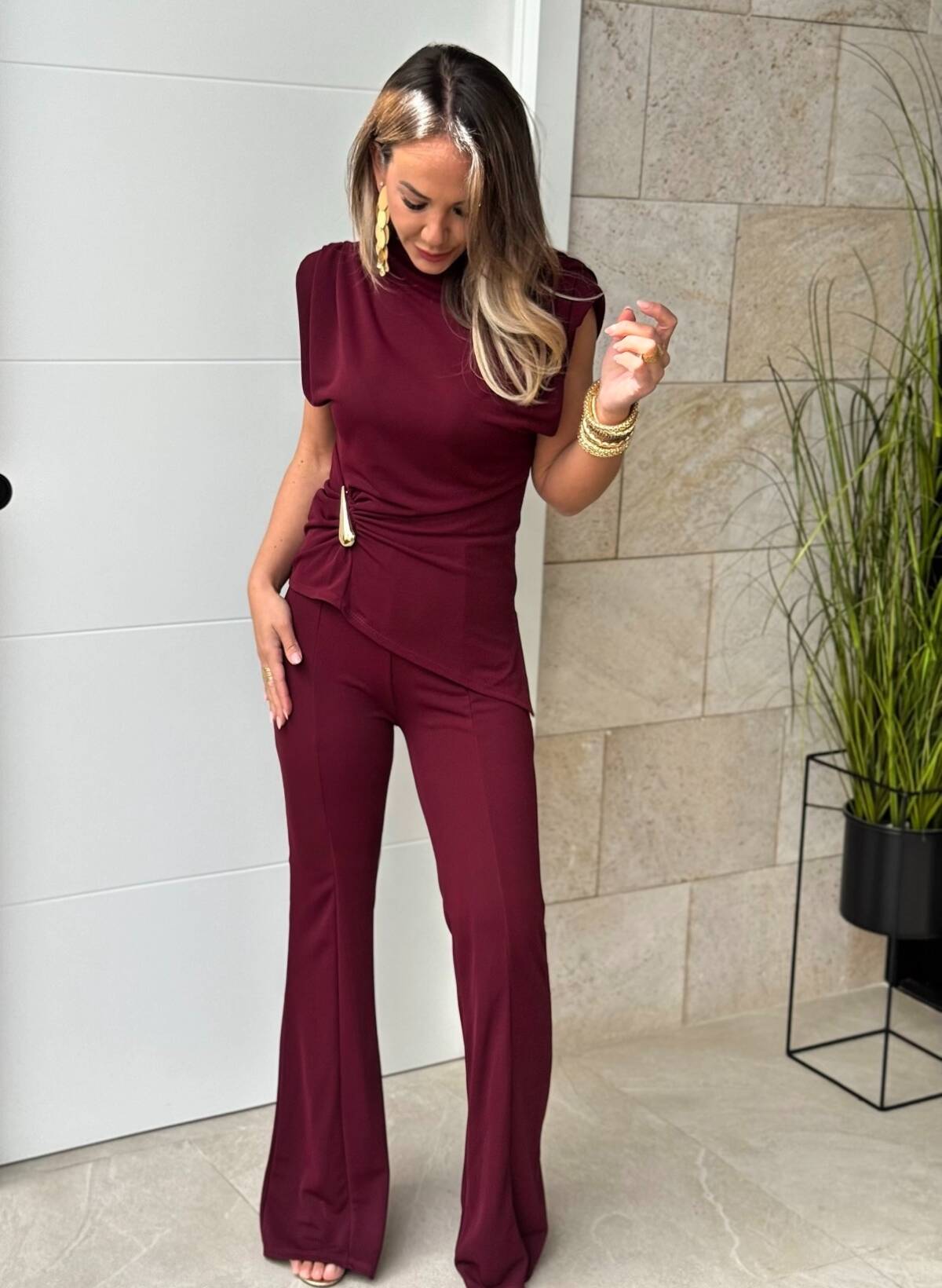 Conjunto Gota Dorada Vino - Imagen 4