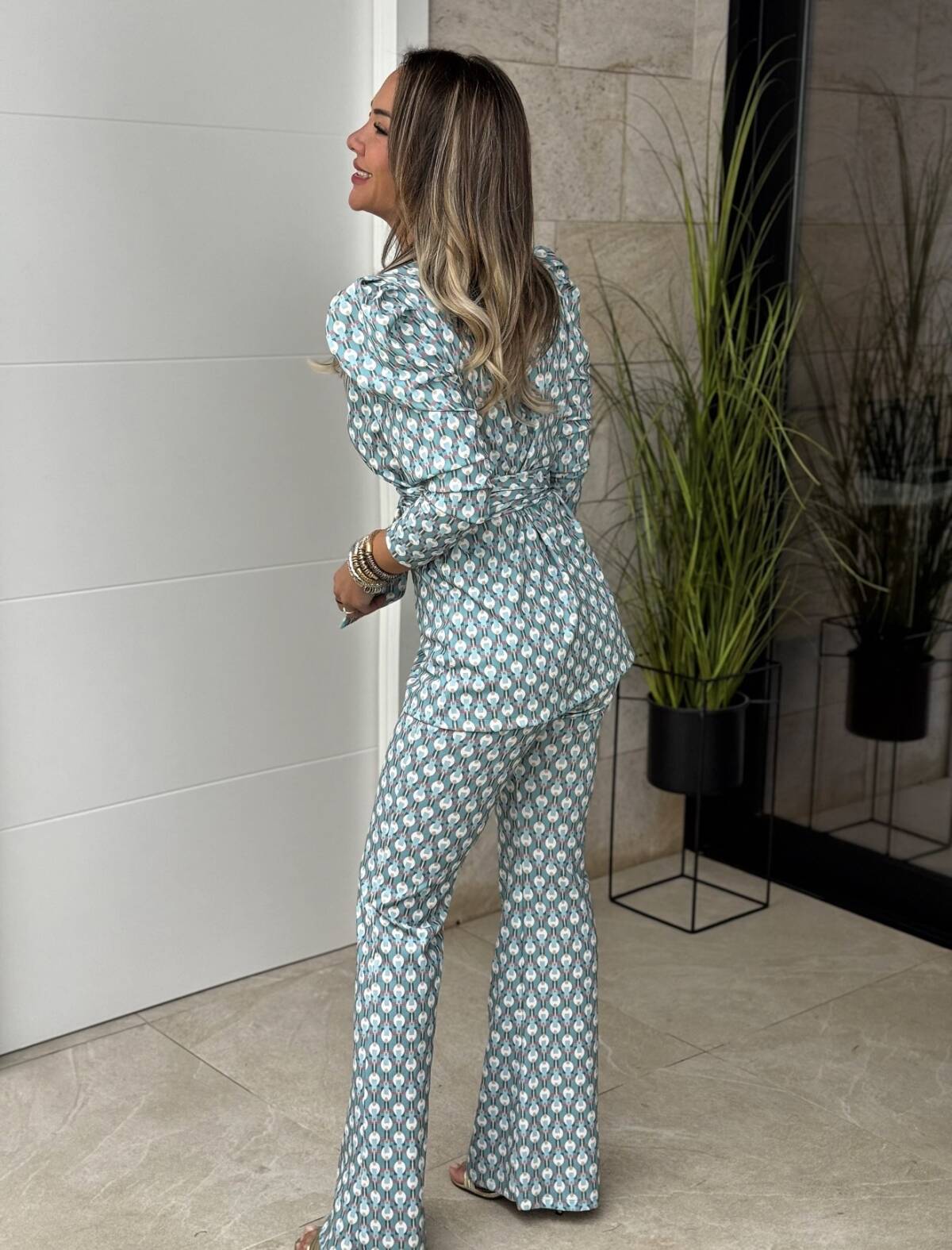 Conjunto Fajín Estampado Turquesa - Imagen 4