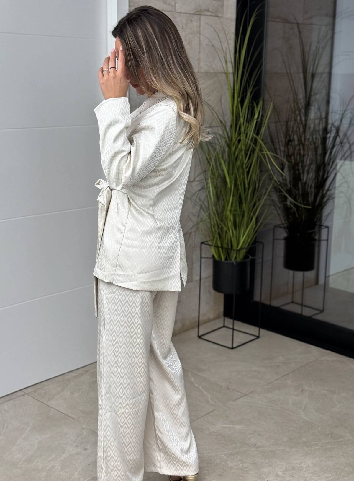 Conjunto Satinado Lazada Beige - Imagen 2