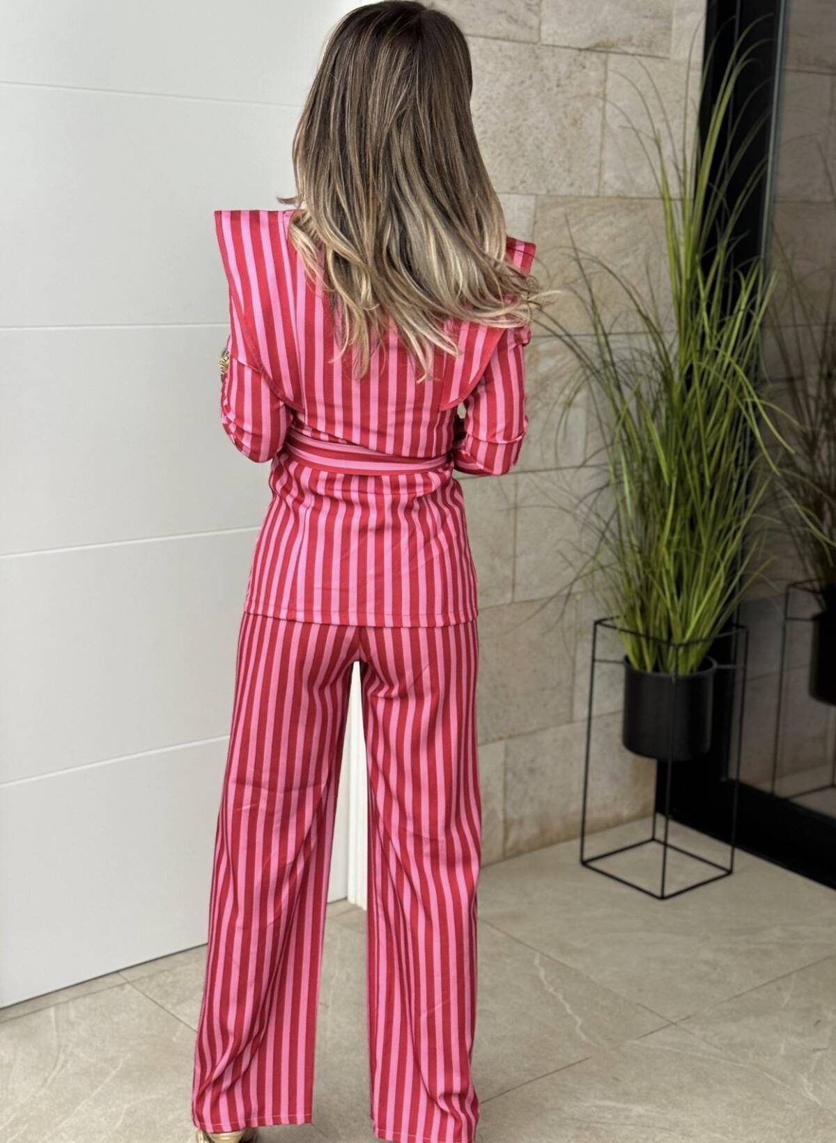 Conjunto Romina Rojo Rosa - Imagen 6