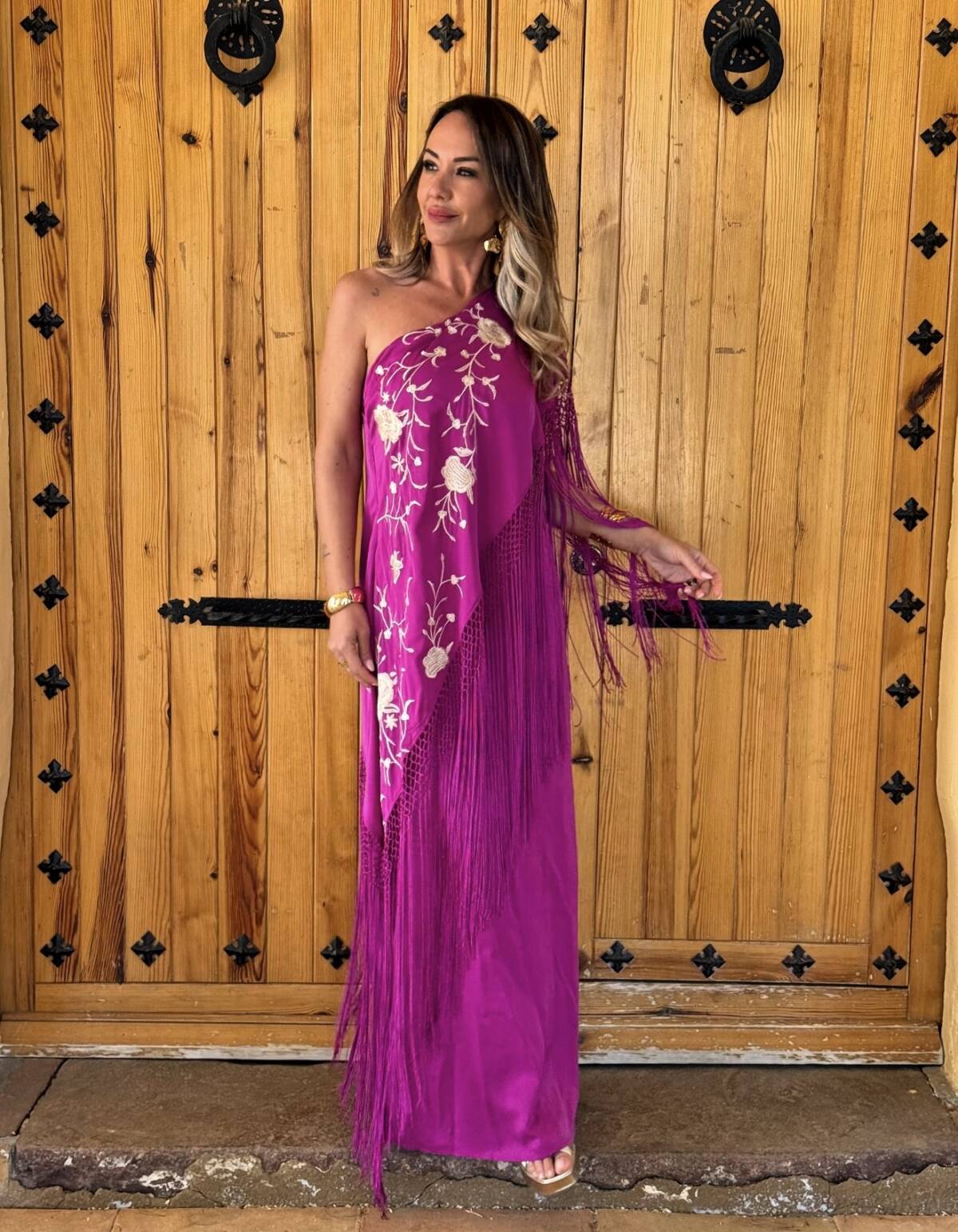 Vestido Mantón Buganvilla - Imagen 2