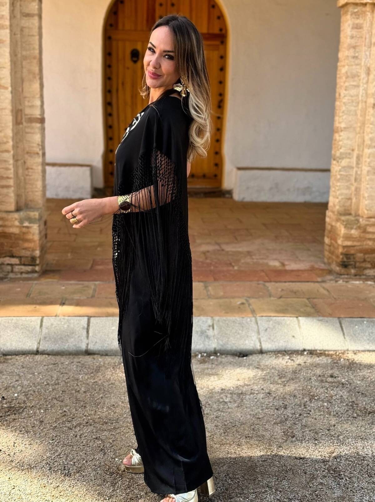 Vestido Mantón Negro - Imagen 7