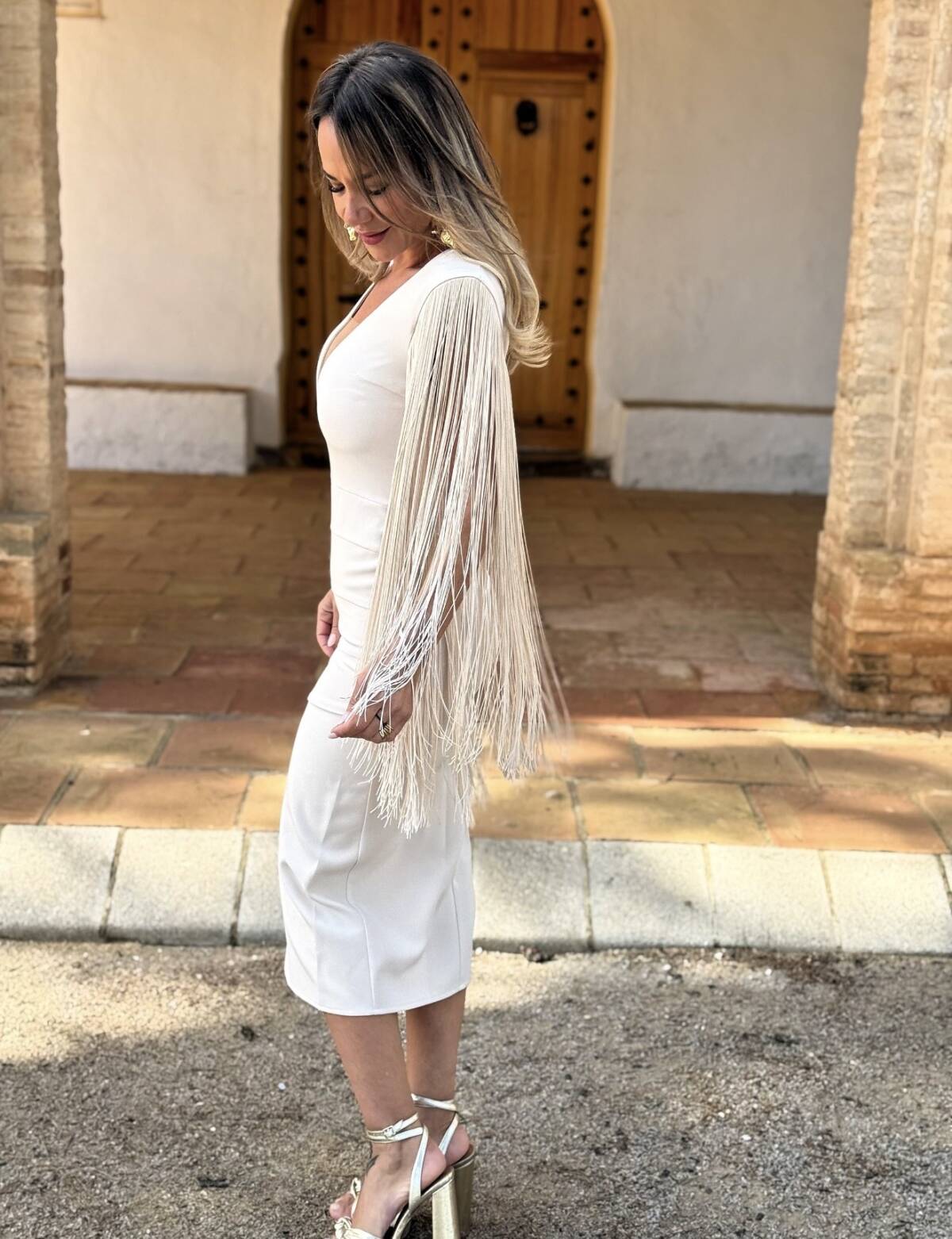 Vestido Flecos Largos Beige - Imagen 2