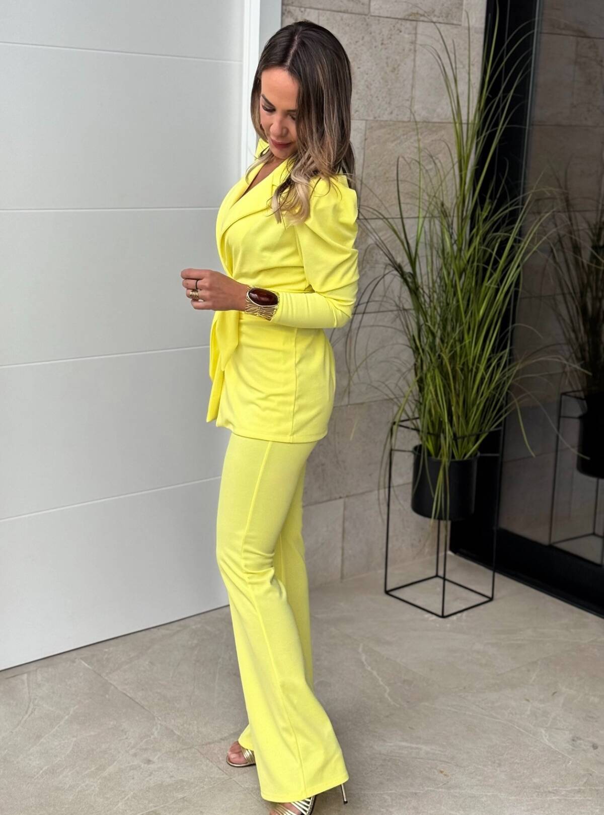 Conjunto Fajín Amarillo - Imagen 5