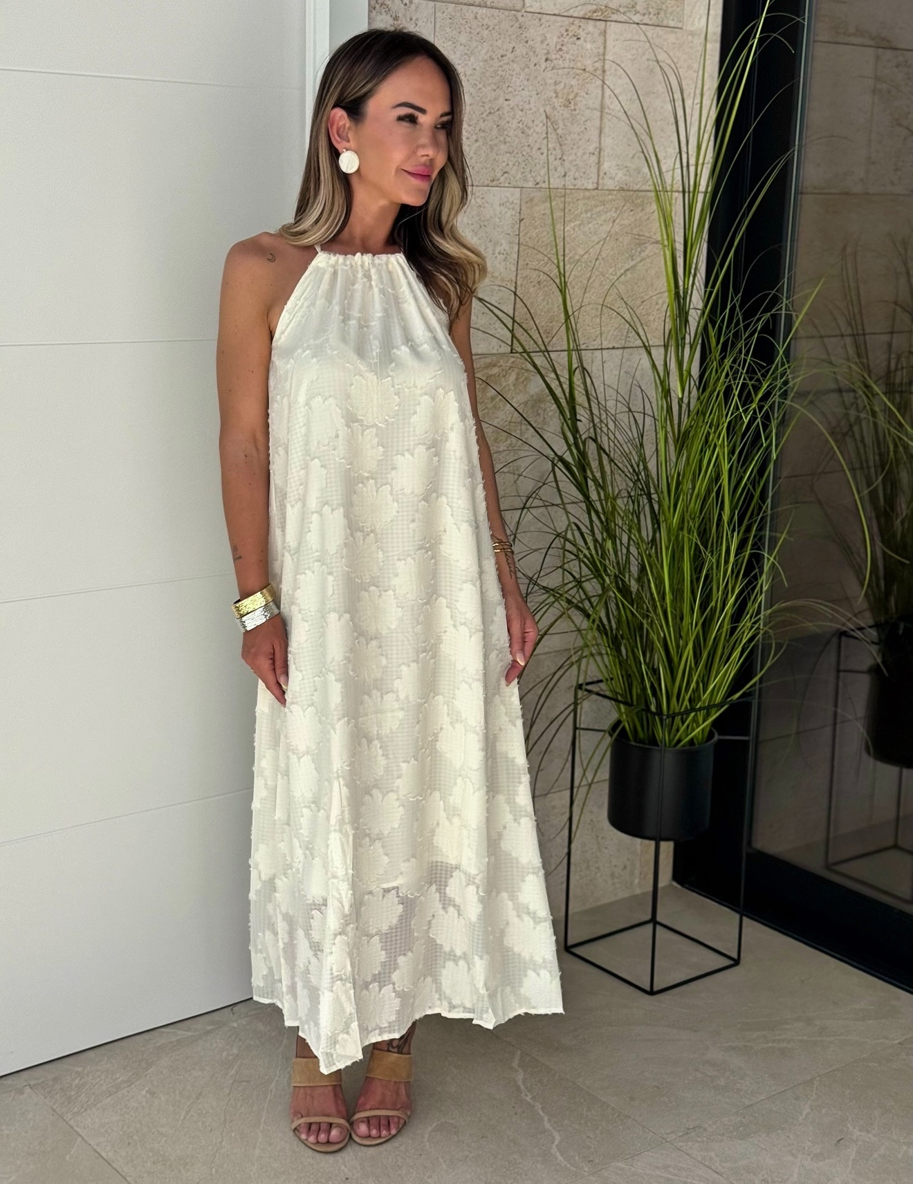 Screenshot Vestido Flor Crudo - Imagen 1